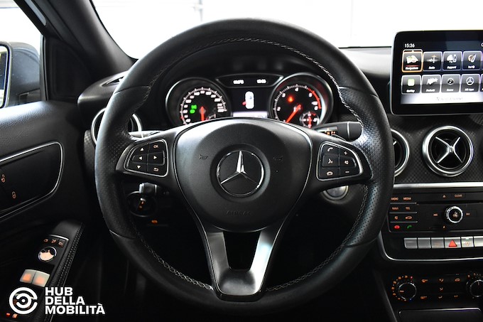 MERCEDES-BENZ A 180 d Automatic Sport
